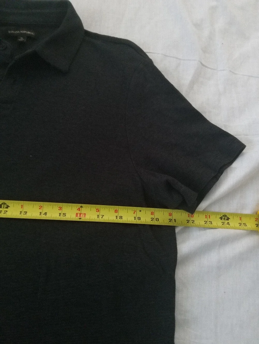Banana Republic sleek short